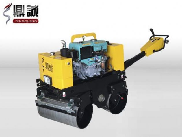 點(diǎn)擊查看詳細(xì)信息<br>標(biāo)題：DC-840-I全液壓手扶雙鋼輪壓路機(jī) 閱讀次數(shù)：15161