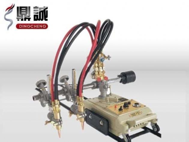 點擊查看詳細(xì)信息<br>標(biāo)題：雙頭多頭火焰切割機 閱讀次數(shù)：5034