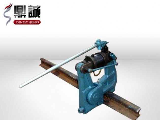 點(diǎn)擊查看詳細(xì)信息<br>標(biāo)題：液壓鋼軌擠孔機(jī) 閱讀次數(shù)：4838